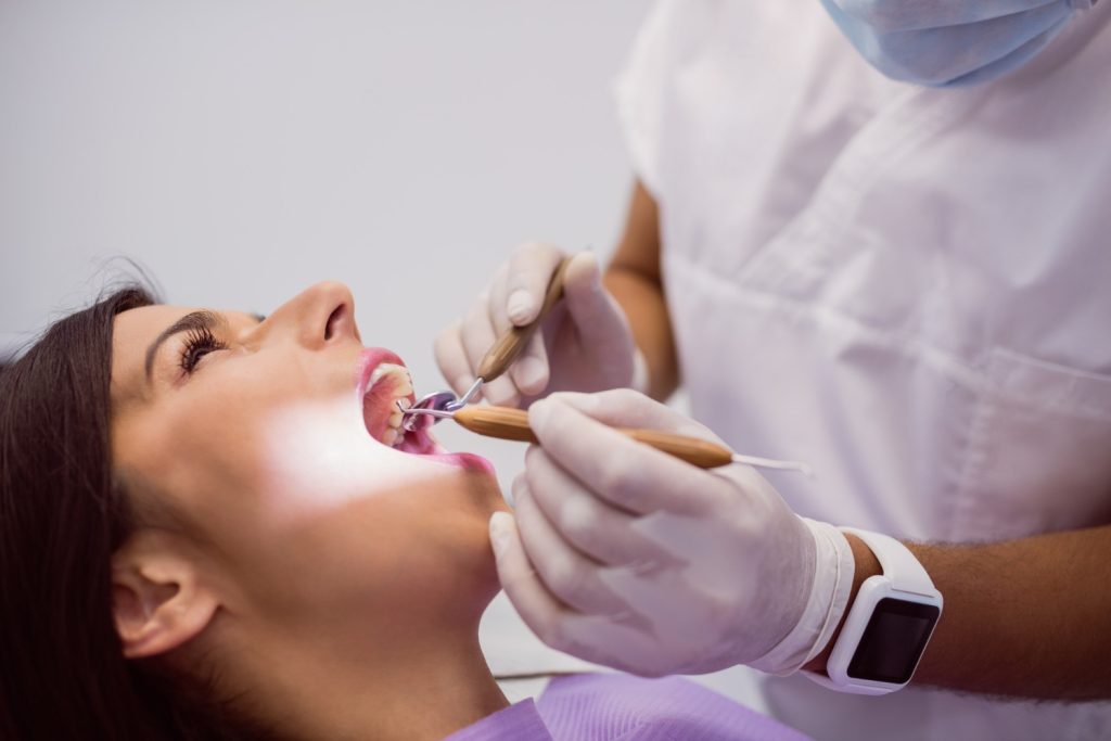 a-women-getting-tooth-fillings-treatment